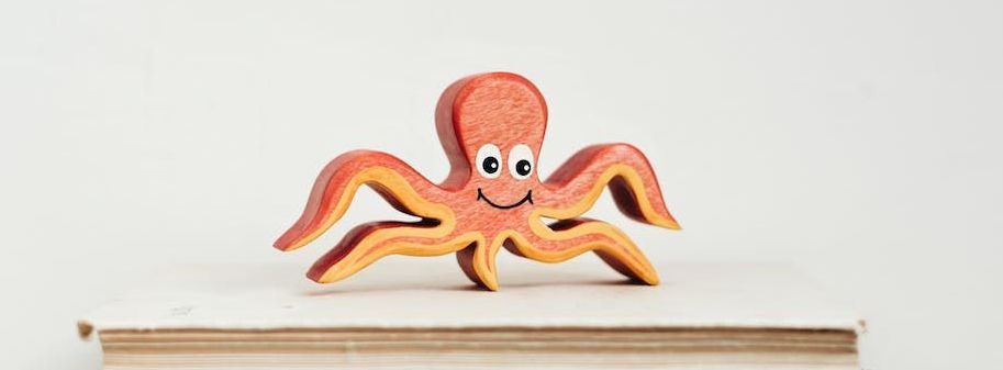 Wooden octopus toy